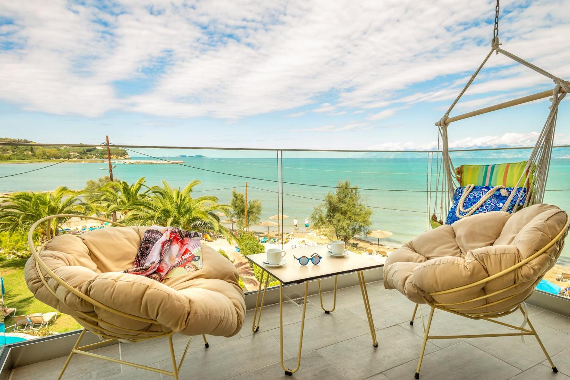 Angela Beach Hotel & Apts Roda  Bagian luar foto